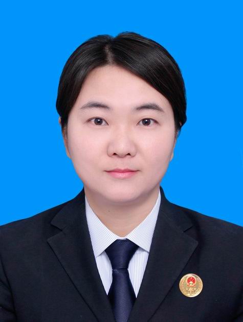 李佳梅　财务