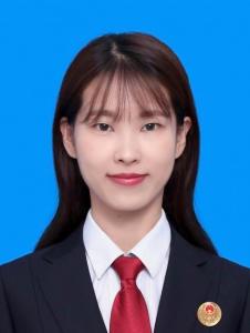 周怡玮  公证员助理